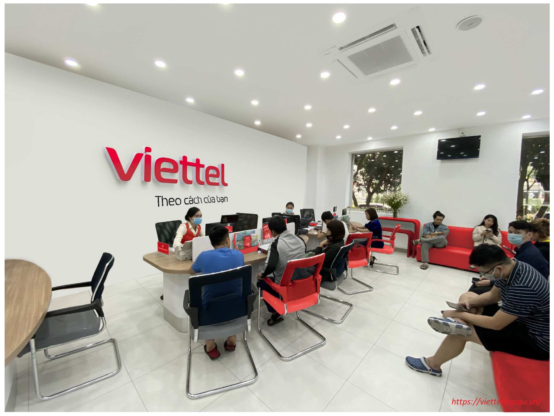 Quý khách có thể đăng ký gói cước mới tại văn phòng giao dịch Viettel gần nhất
